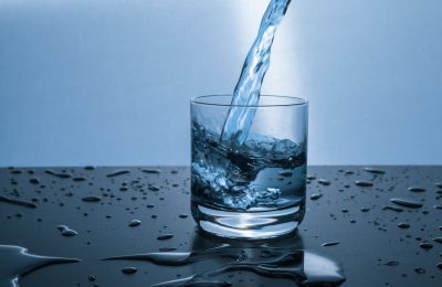Deshidratarea vara: semne, simptome și riscuri pe care mulți le ignoră